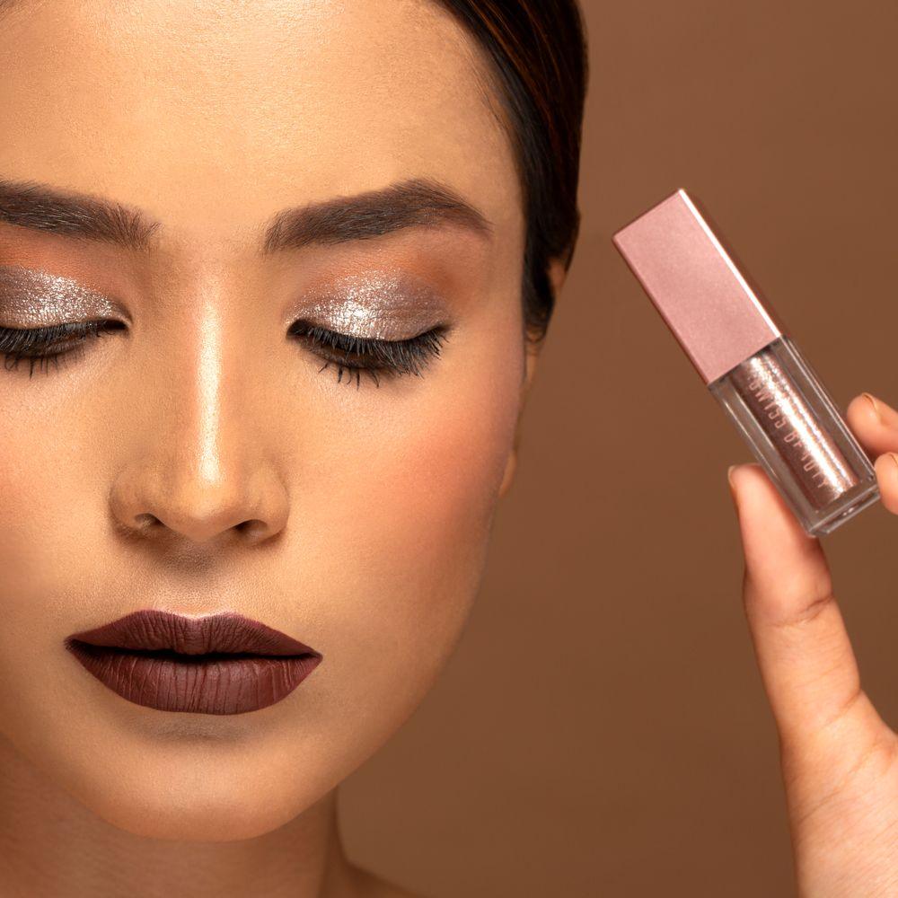 Metallic Eyeshadow - Image 53